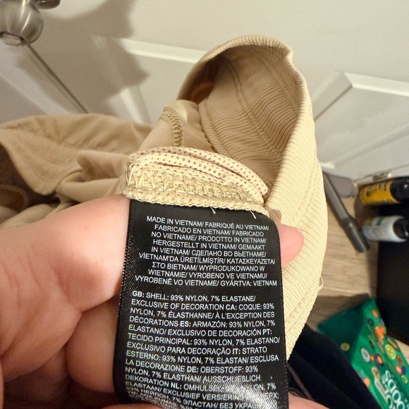 The North Face Women's Khaki Chinos - Picture 6 of 7